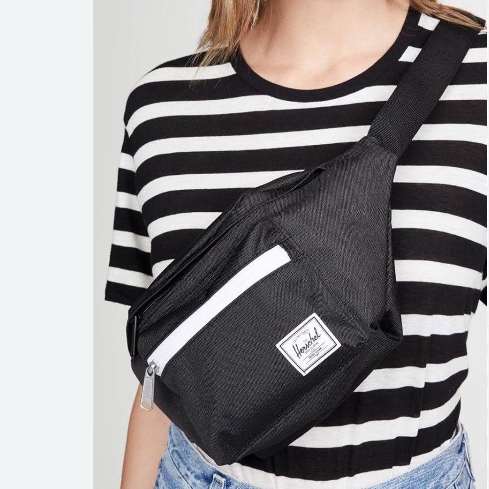 Herschel Supply Company Black and White Seventeen Fanny pack